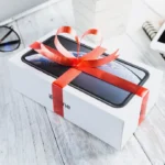 Giving a phone as a holiday gift? Follow these 7 tips
