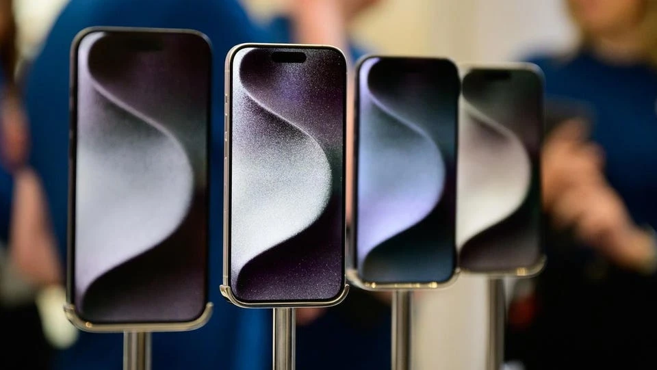 Apple’s Magical iPhone Stick Revealed
