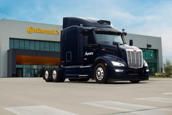 Aurora finalizes design of self-driving trucks it will make with Continental