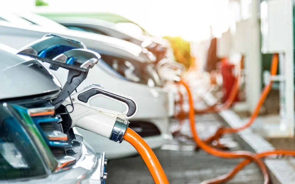 Fleet Charging Will Be Essential For Electric Vehicle Sales Growth