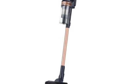 Need a cheap vacuum? The Samsung Jet is half off today