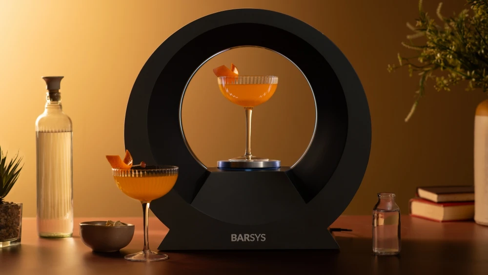 This Machine Will Make Cocktails for You and Even Order the Ingredients
